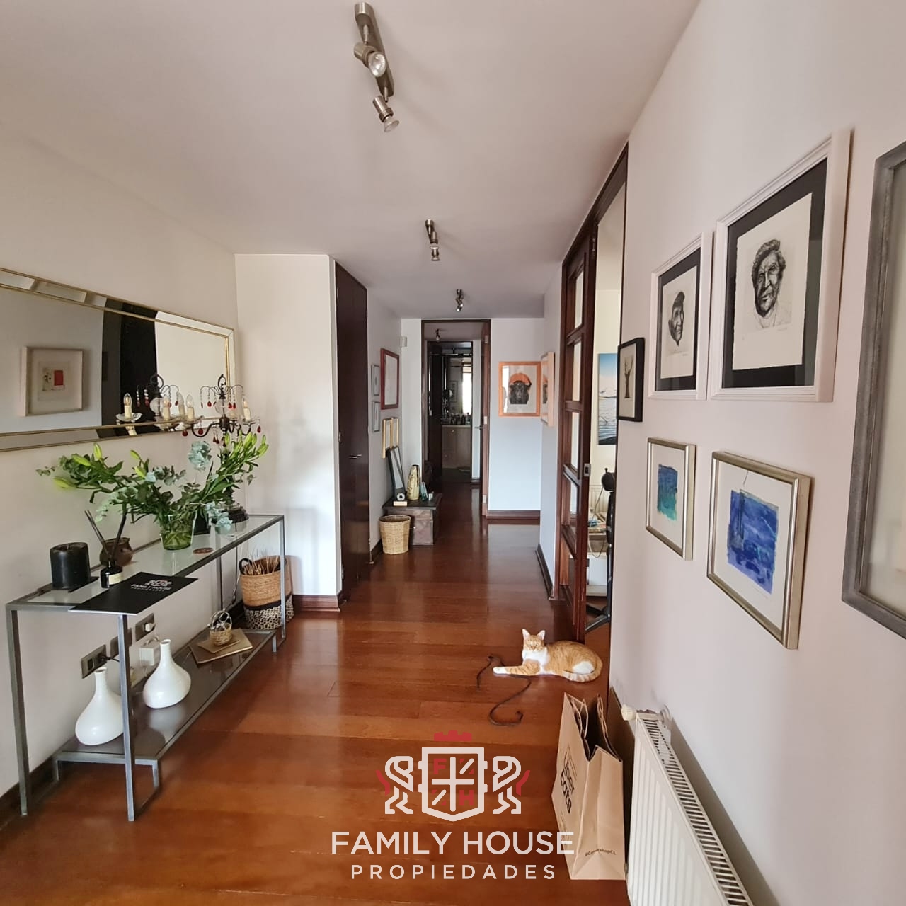 Penthouse de Lujo en Edificio de Alta Categoría, Hernando de Aguirre